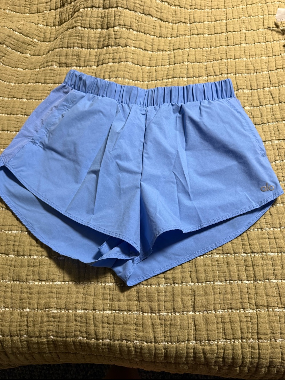 ALO Yoga Playmaker Dolphin Short